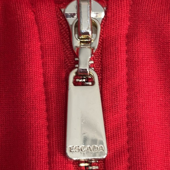 Escada Duquax Ruched Side Jersey Knit Shift Dress in Acrylic Red - Size 12 (US) - Picture 6 of 9